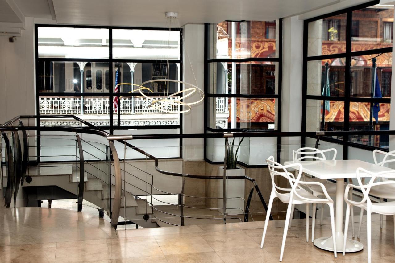 Urban Chic Boutique Hotel & Cafe Cape Town Exterior photo